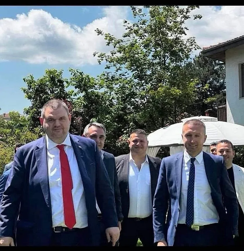 Белица благодари на Пеевски