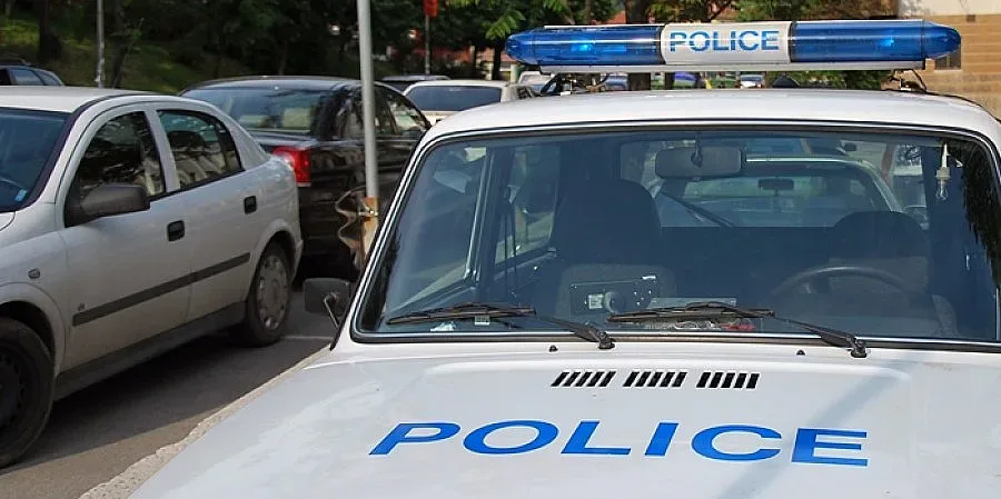 Мъж разби 12 магазина за половин месец