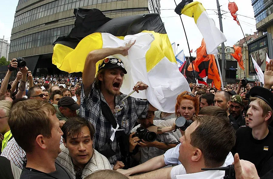 100 000 маршируват срещу Путин в Москва