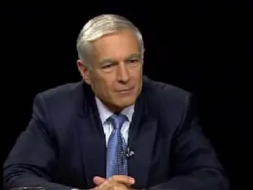 Уесли Кларк взима въглищата на Косово