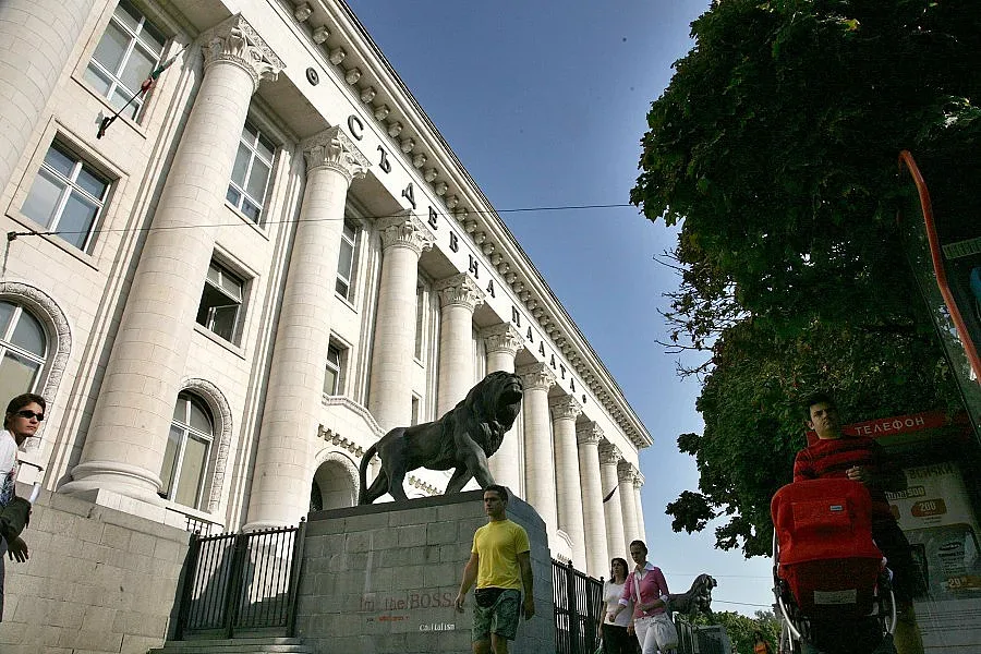 Евродокладът: Браво за Брендо, срам за Галеви