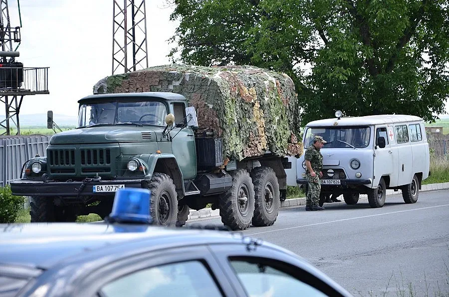 Още 30 сапьори влизат в нивите
