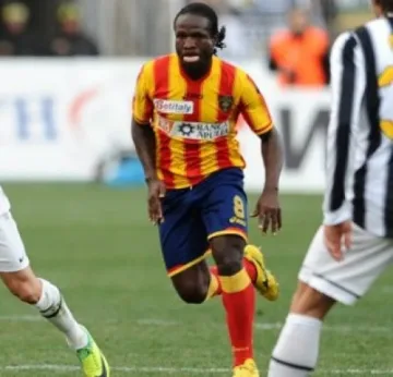 150 000 евро откуп за бивш "армеец"