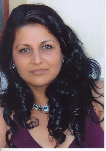 Родители издирват дъщеря си в Холандия