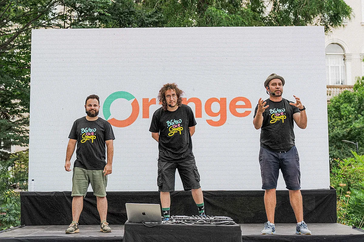 Верига книжарници Orange с иновативно приложение за избор на подаръци и програма за лоялност