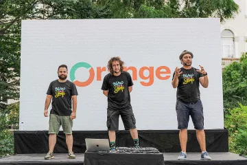 Верига книжарници Orange с иновативно приложение за избор на подаръци и програма за лоялност