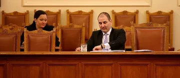 Цветанов, Павлова, Найденов, Младенов и Рашидов най-одобрявани