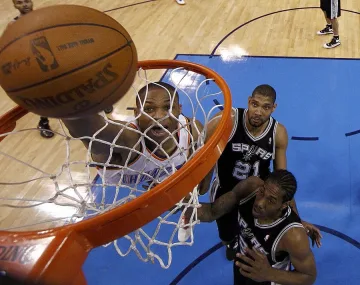 "Оклахома" стигна финала в НБА