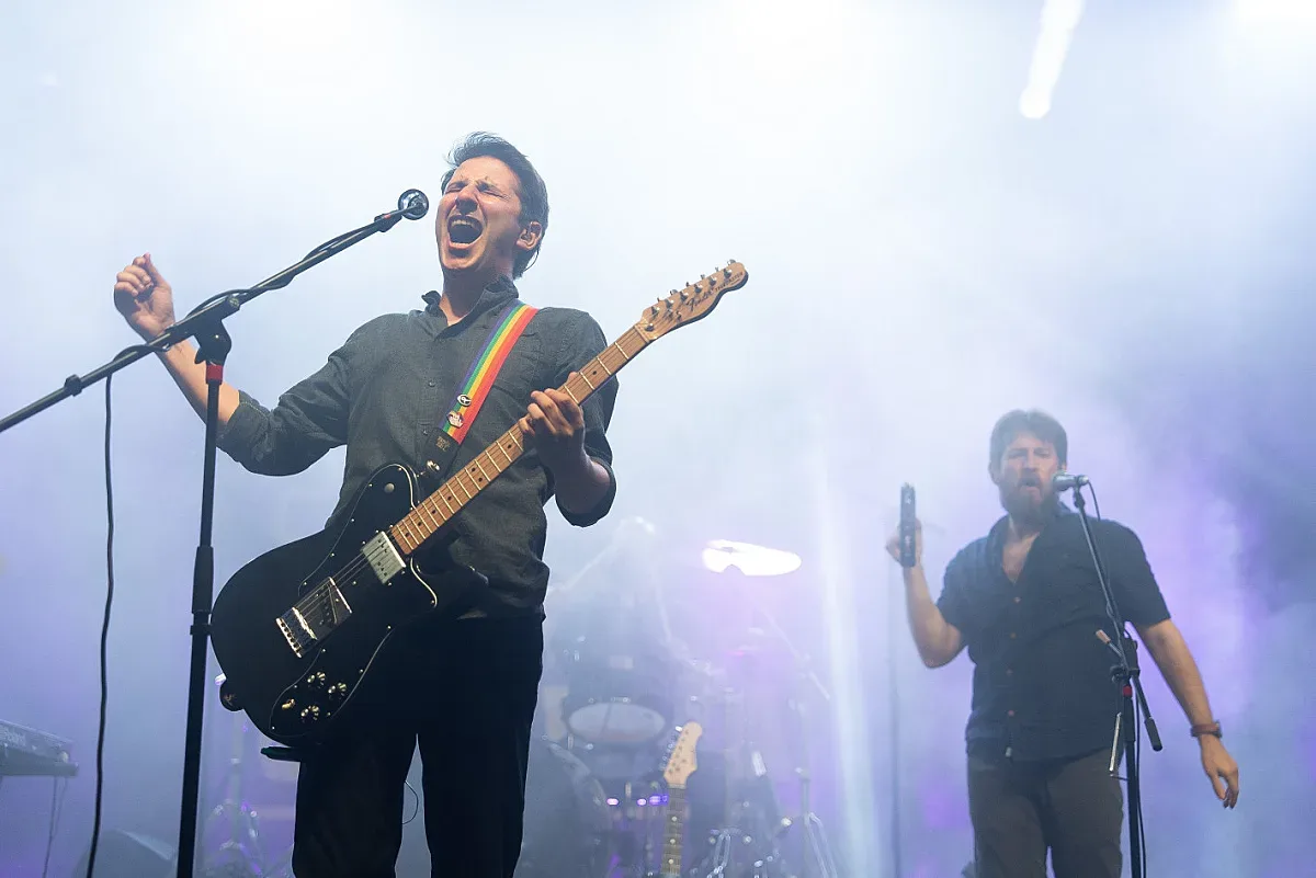 20 хиляди куфяха като едно цяло на фестивала, а HILLS OF  ROCK едва сега започва