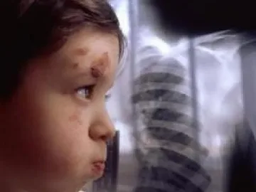 Баща преби сина си с кабел заради 1 лев