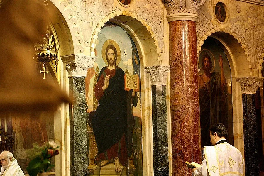 Даряваме кръв в храма