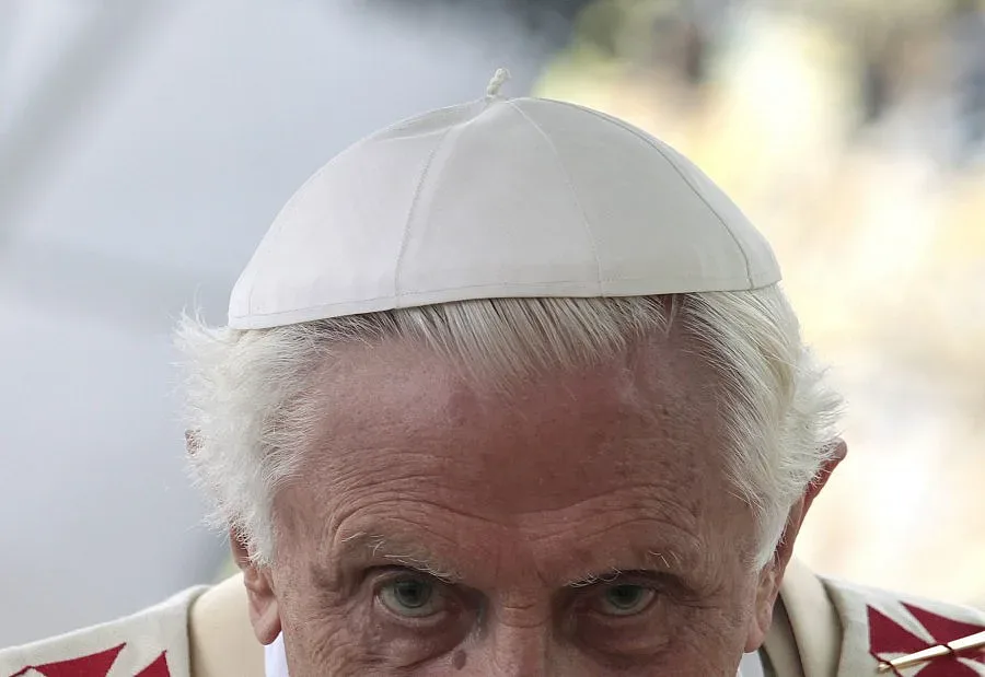 Папата: Не работете в неделя