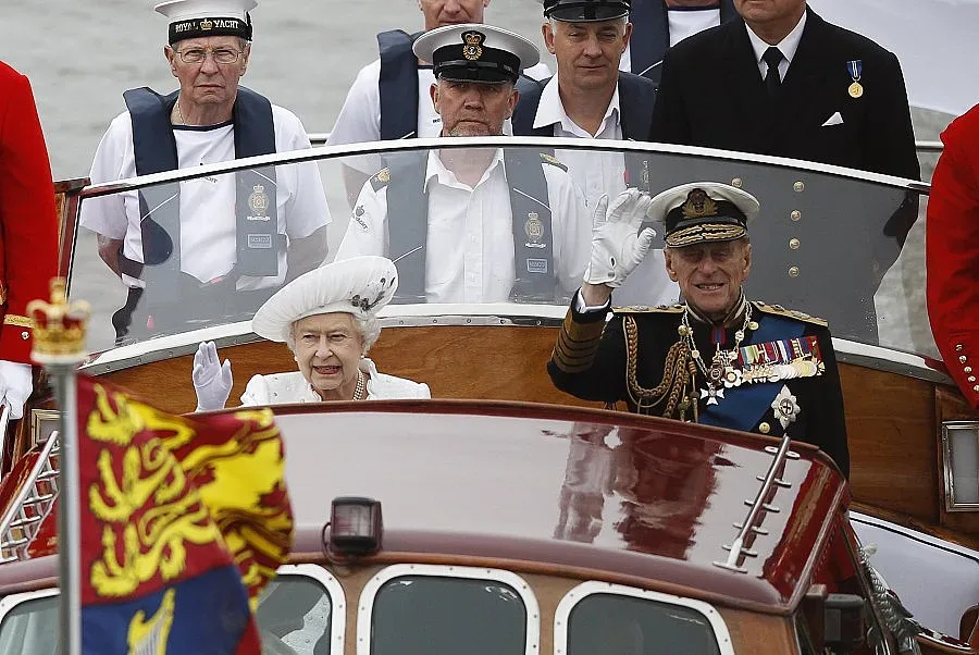 Юбилеят на Елизабет II вкара 50 млн. евро в хазната