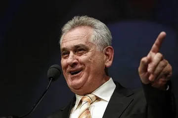 Новият сръбски президент отрече геноцида в Сребреница