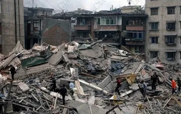 Къща се срути в центъра на София