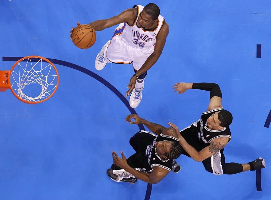 "Оклахома" с първа победа във финала на Запад