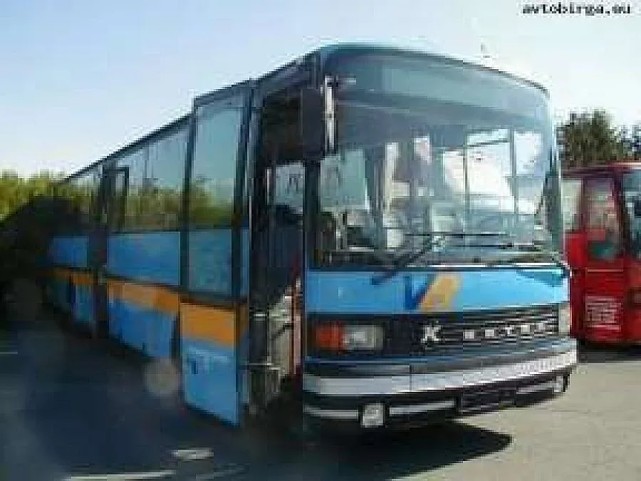 35-годишен задигна автобус и катастрофира