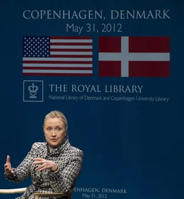 Хилари: Русия тласка Сирия към гражданска война