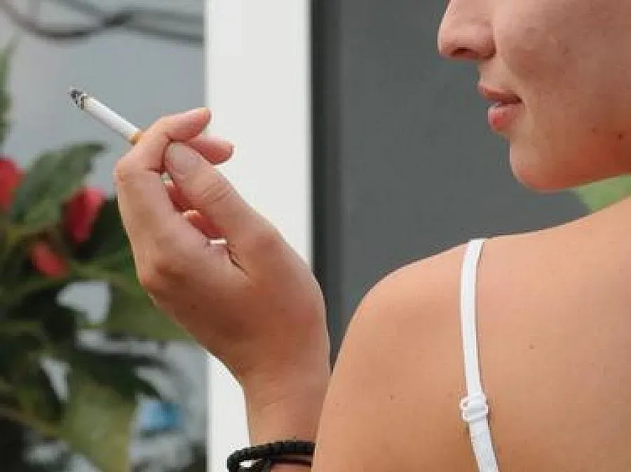 Още в полунощ тръгват хайки за пушачи