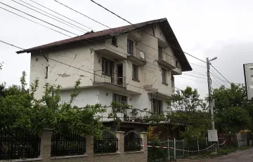 Извиха се опашки за помощите в Перник