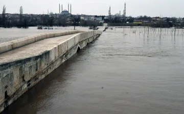 Тунджа се надигна, Елхово под тревога