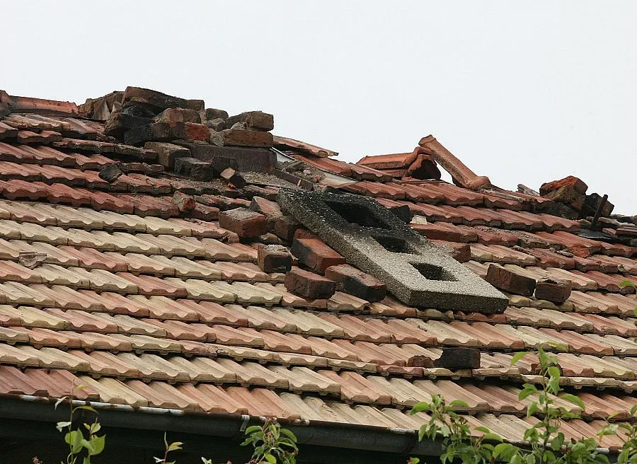 Цветанов оцени щетите от труса на 4,3 млн. лева