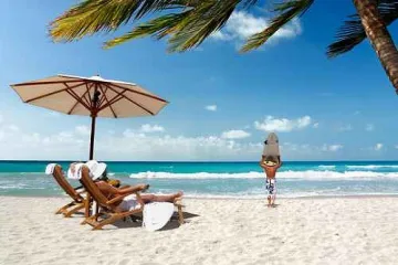 Гръцката ваканция отива на кино