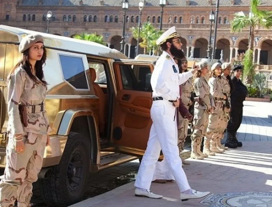 Златни лимузини и 70 яхти на Лазурния бряг