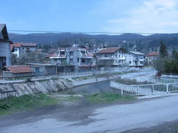 Срути се мост във Владая 