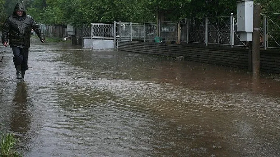 Златарица в паника, няма пари да бори пораженията от пороя