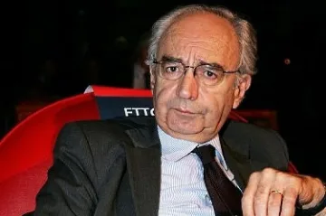 Уволниха шефа на банката във Ватикана