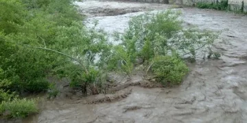 Река заля три села, 9 души бедстват