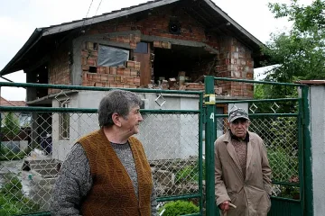 Врачки леят куршуми в Перник