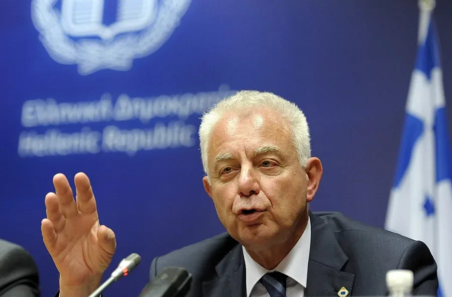 Гърция обеща да остане в Еврозоната  