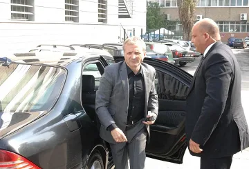 Язва вкара Гриша Ганчев във ВМА