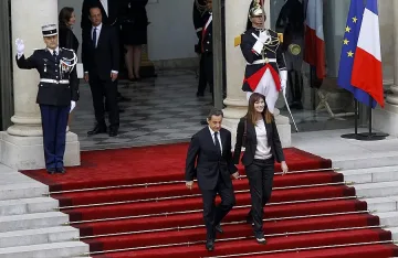 Саркози и Карла отдъхват по кралски в Мароко