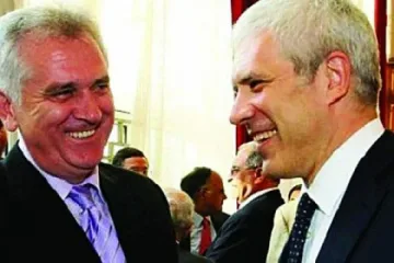 Сърбия избира между Тадич и Николич за президент 