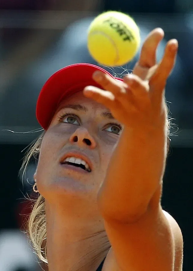 Шарапова защитава титлата си в Рим