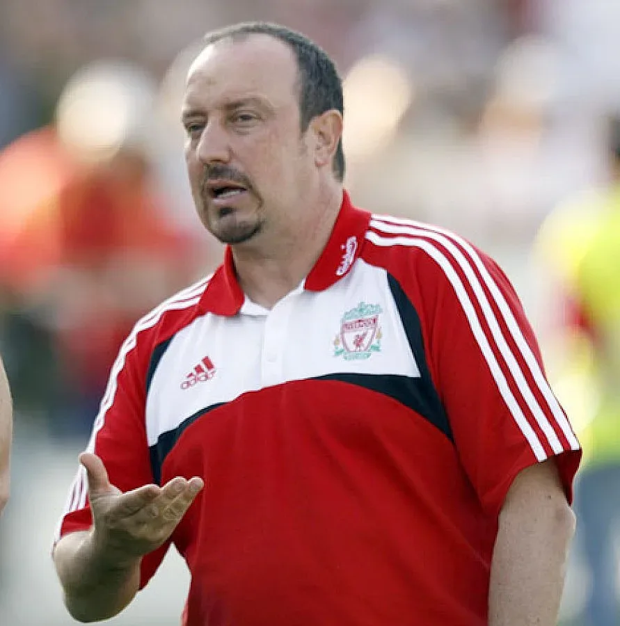 "Ливърпул" връща Бенитес, твърди "Мирър"