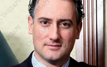 Домусчиев: С първия си милион внесох обувки  