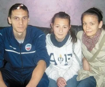 Тухла разби главата на волейболен шампион 