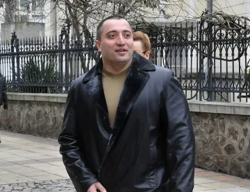 Митьо Очите гледа "Челси" в Мюнхен