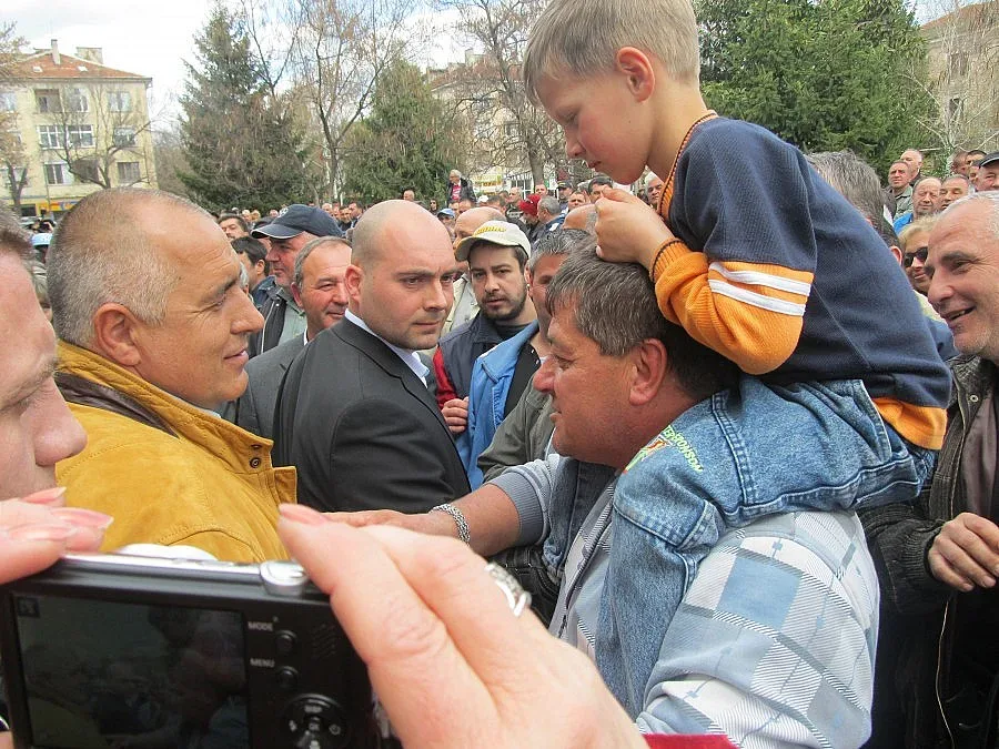 Бойко привика синдикатите за ОЦК