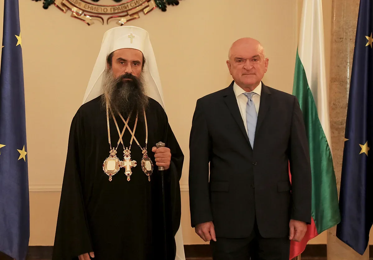 Главчев при патриарха. Какво си казаха?