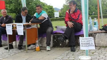 Металург спира гладната стачка, чувства се зле