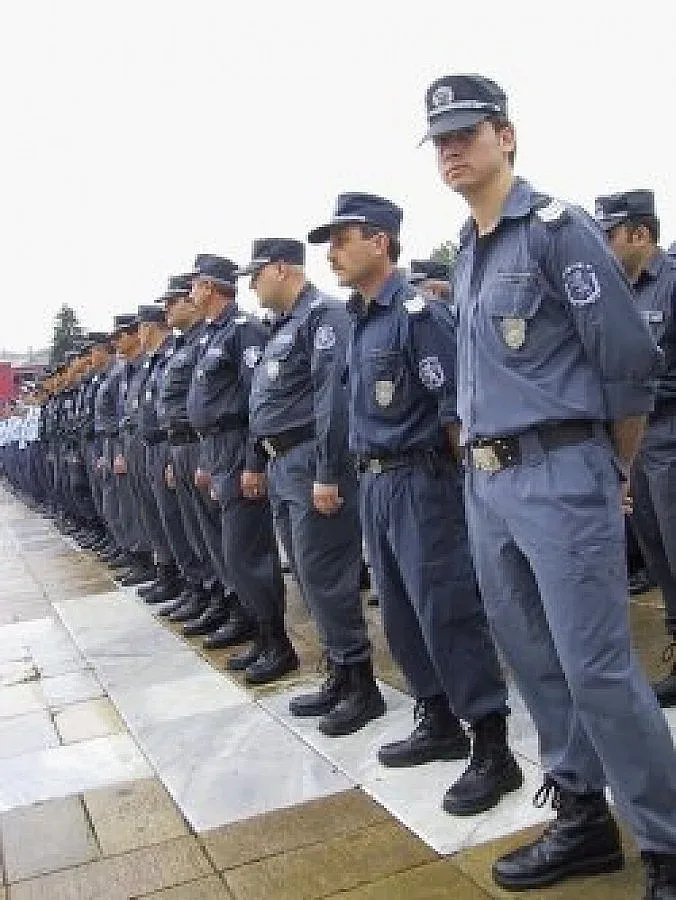 100 родни полицаи обучени за бедствия в чужбина