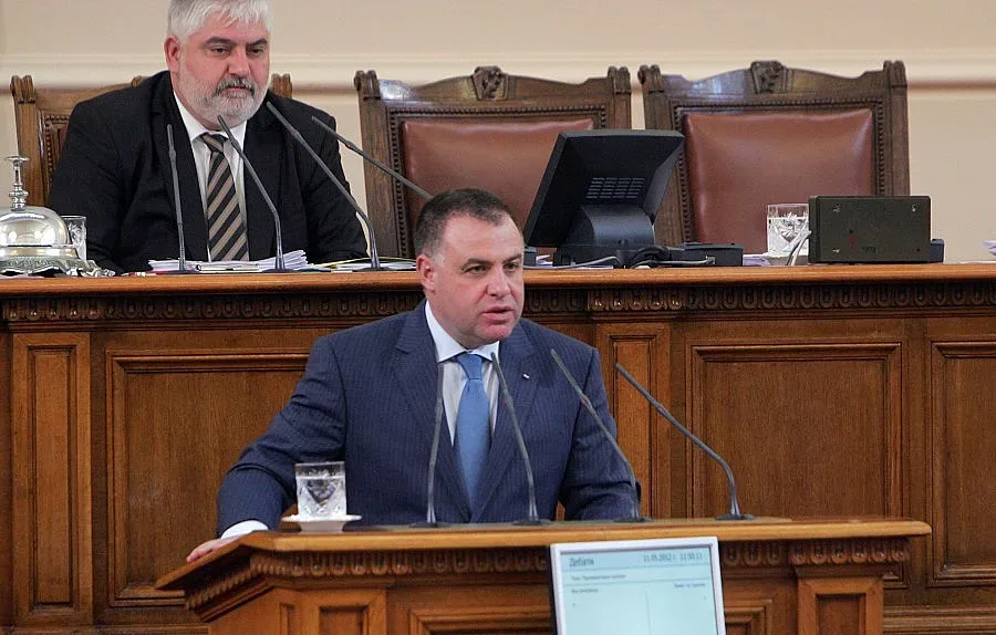 Повече субсидии за прави краставици и едри череши