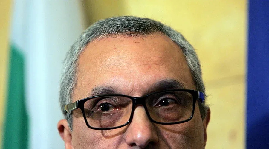 Костов: Кунева е последната червена кукувица