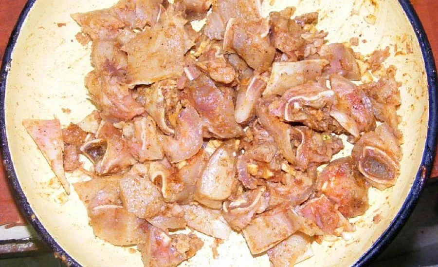 Свински уши менте разбуниха Китай