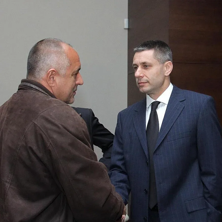 Волейболът се разцепи, Бойко иска Стойчев за треньор